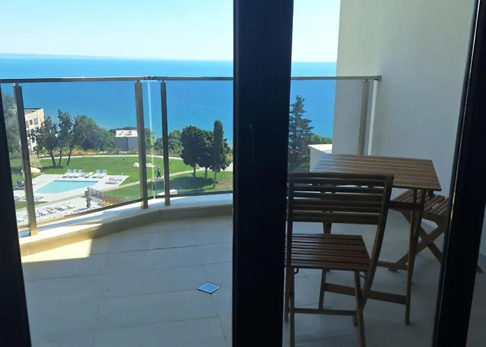 Apartment Skyline A62