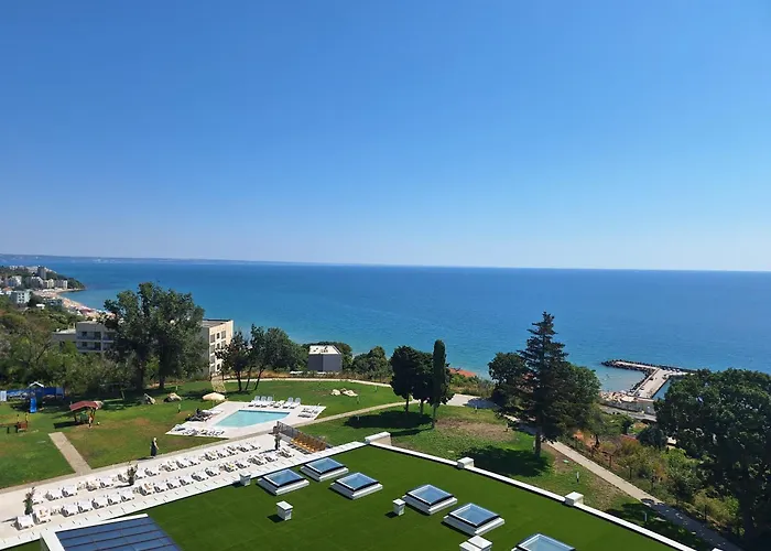 Skyline A62 Apartment *